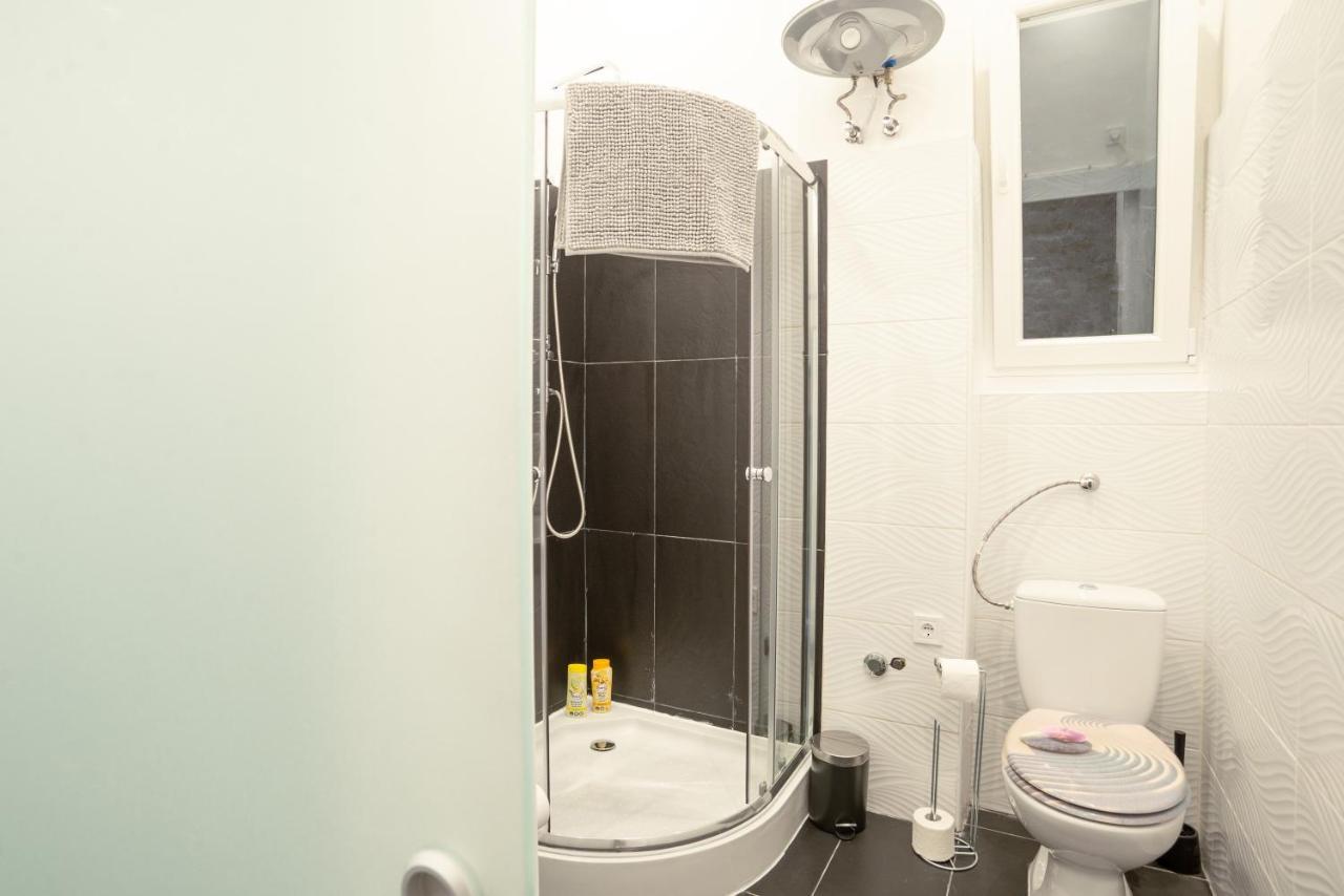 Bella Mia - Entire Apartment Near Liszt Ferenc Ter Budapest Exteriör bild