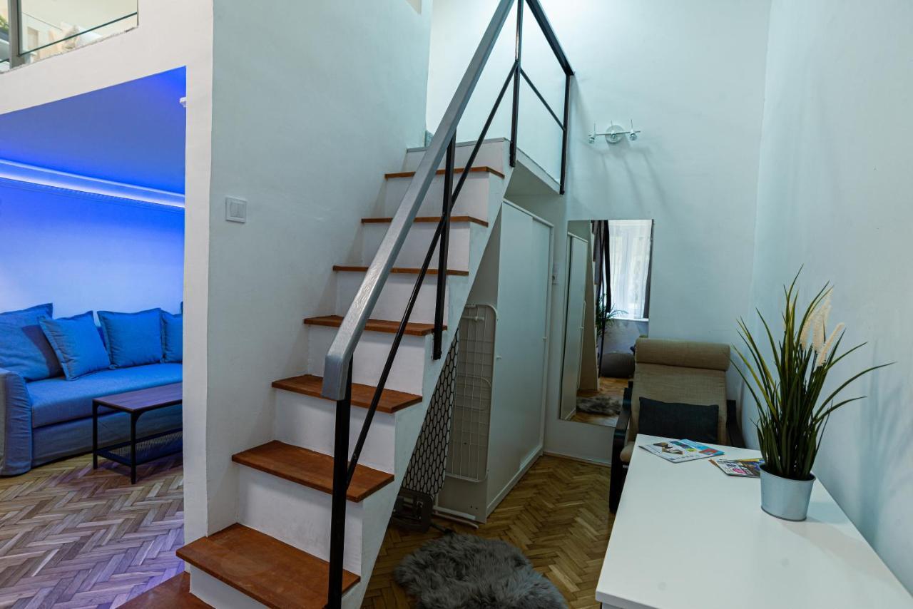 Bella Mia - Entire Apartment Near Liszt Ferenc Ter Budapest Exteriör bild